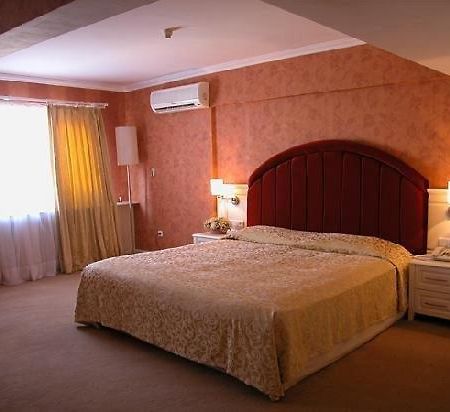 Atay Hotel 伊斯坦布尔 外观 照片